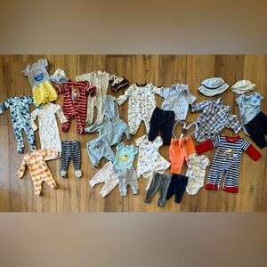 HUGE 30 Piece Lot of Baby Boy Infant 0-3 month Clothing